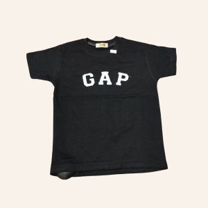 تیشرت تک مشکی چاپ گپ مناسب ۳ تا ۵ سال